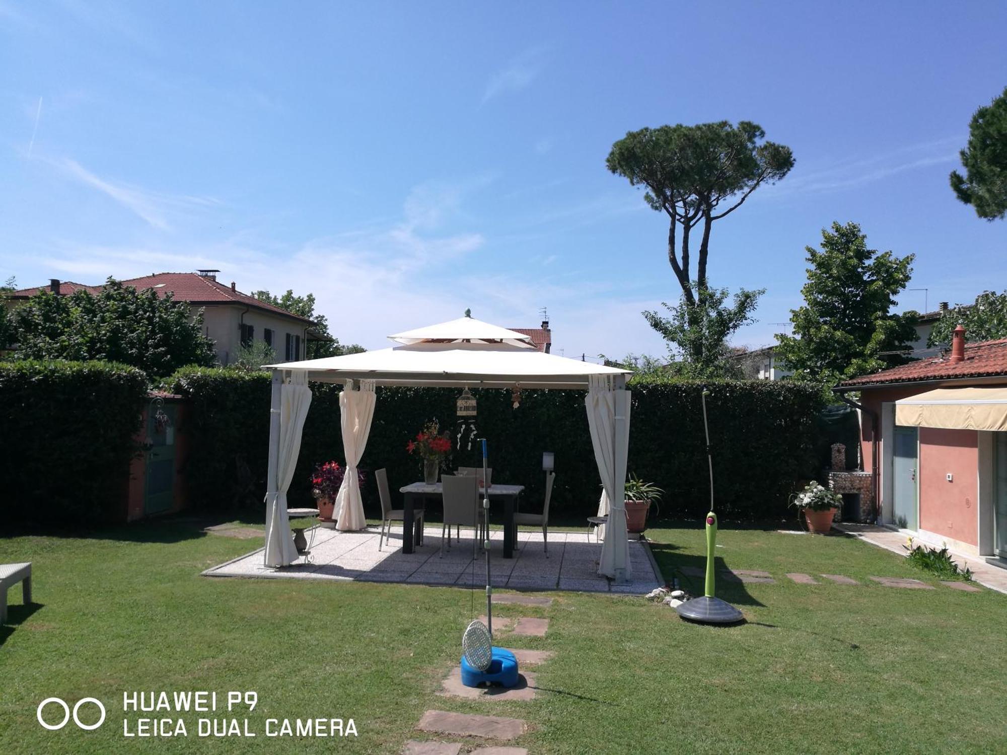 Giusy Bed And Breakfast Marina Di Carrara Extérieur photo