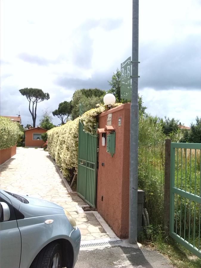 Giusy Bed And Breakfast Marina Di Carrara Extérieur photo